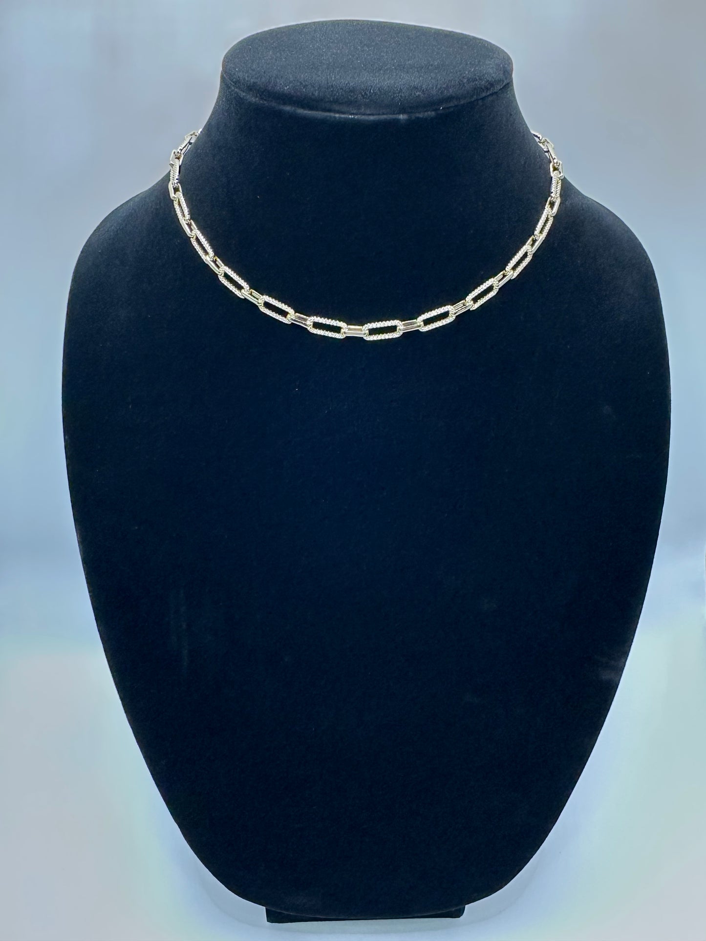Paper clip chocker gold plated