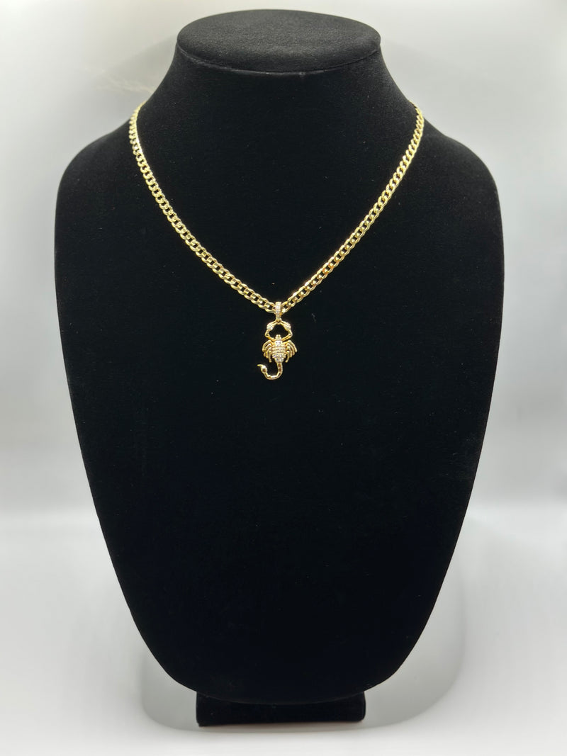 Flat Cuban necklace with moissanite stones pendant gold plated
